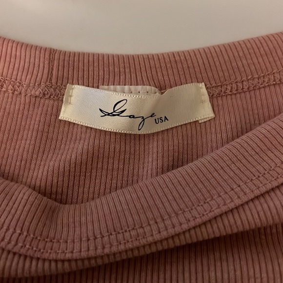 Gaze USA Pink Half Shoulder Top, Size M - Picture 2 of 2